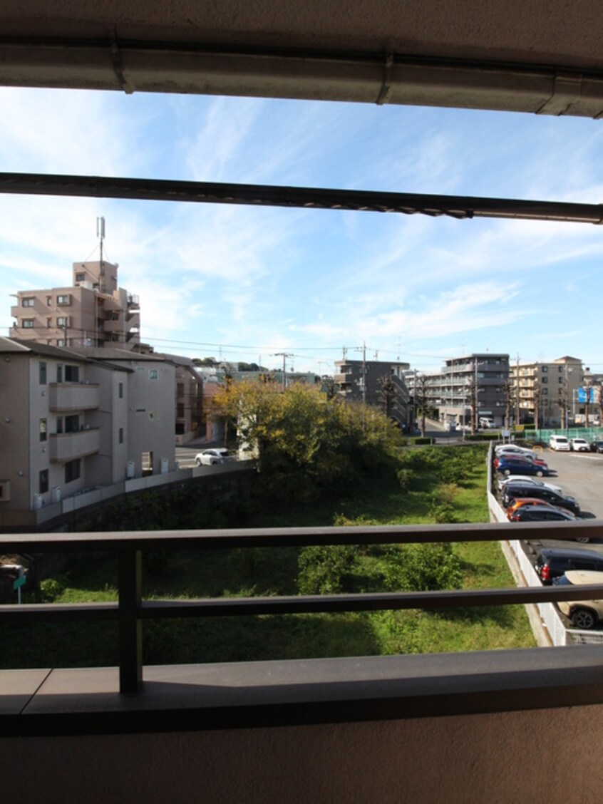 室内からの展望 シャトルイシダ