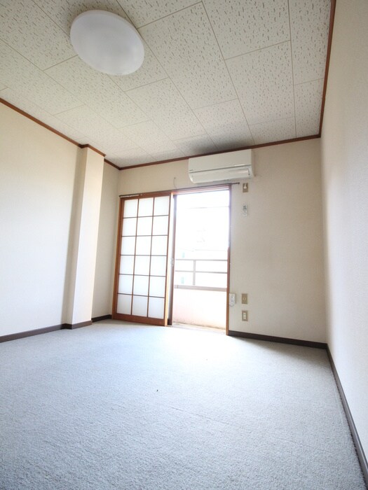 居室 シャトルイシダ