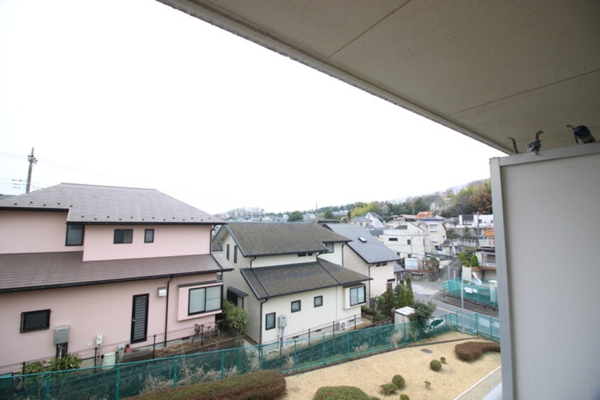 室内からの展望 ジュネス新百合Ｂ