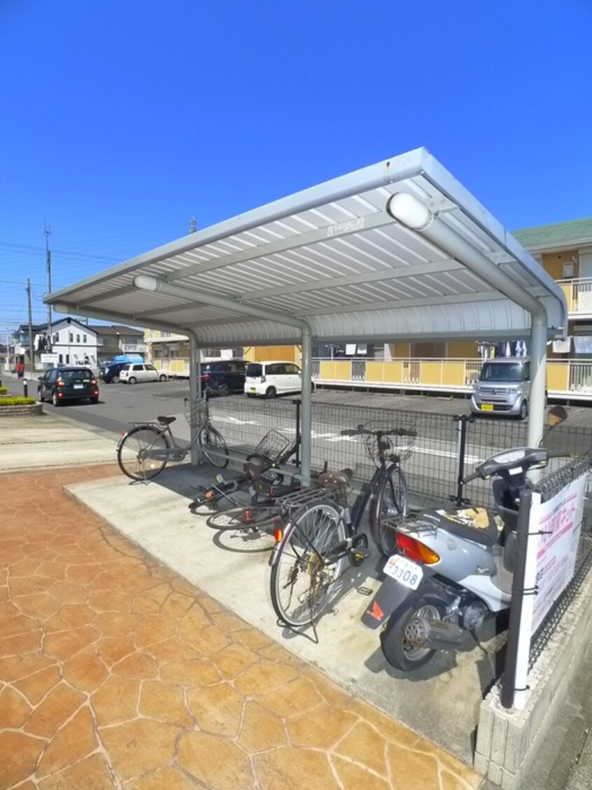 駐輪場 メゾン　セリーズ