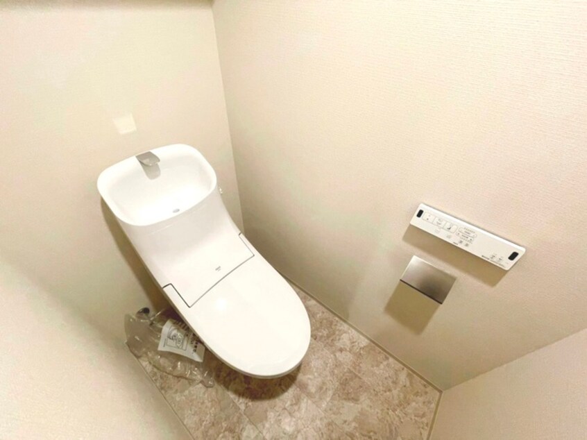 トイレ ﾌﾟﾗｳﾄﾞﾌﾗｯﾄ浅草ﾃﾞｨｱｰｼﾞｭ