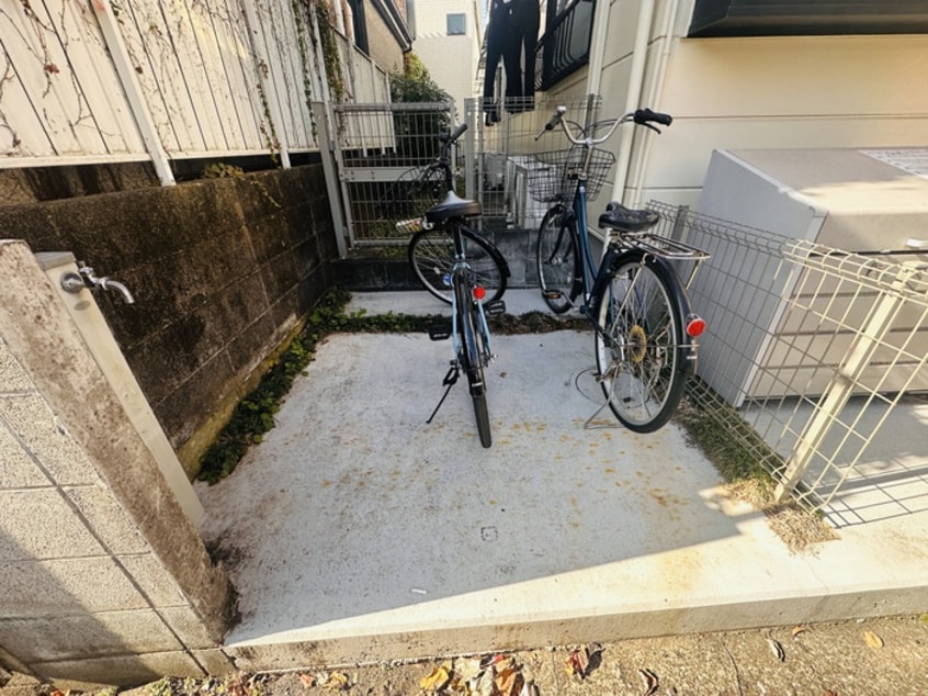 駐輪場 コ－ポめぐみ