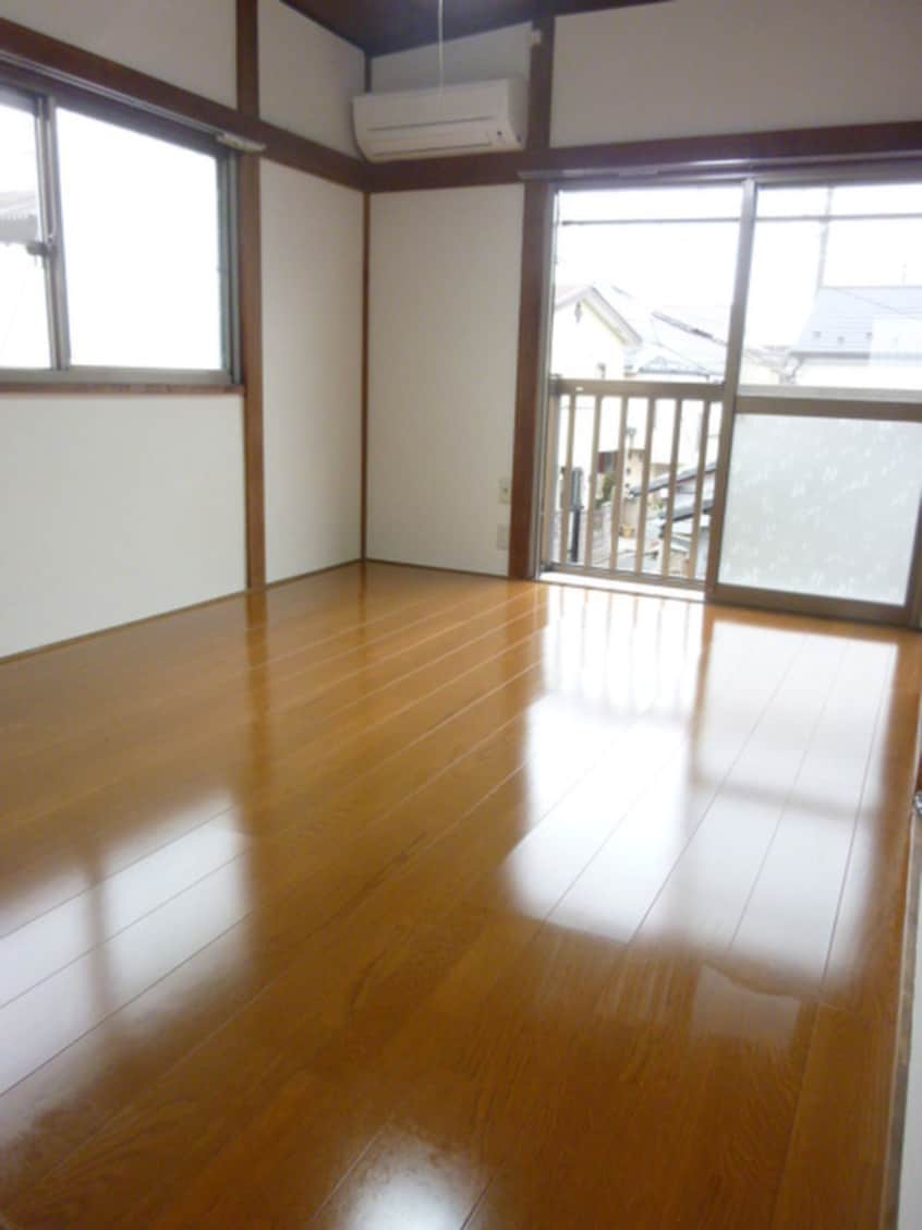 居室 ヴィラ　プルニエ