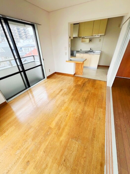 居室 メゾンクレ－ル