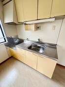 キッチン メゾンクレ－ル