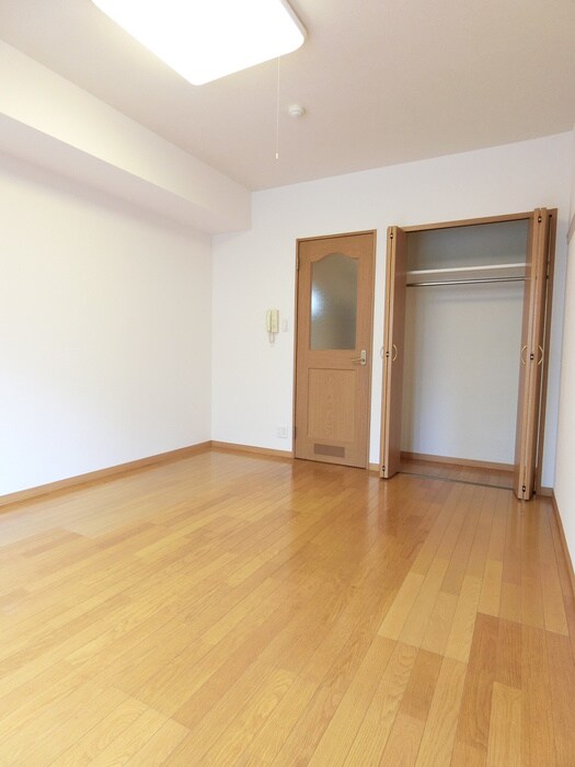 居室 ヴィララグ－ナ