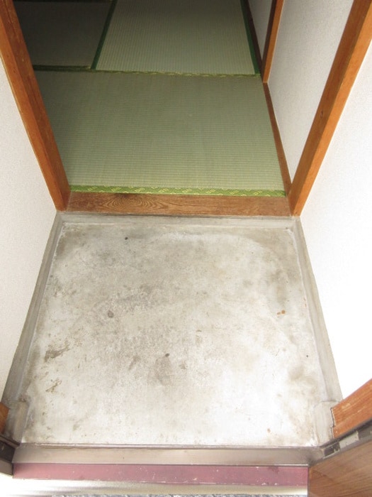 玄関 アルカンシエル小山