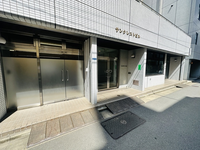 エントランス部分 サンクレストビル