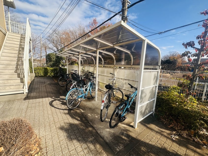 駐輪場 ル－ドルフィアタウンズＣ