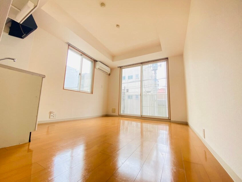 居室 ホワイトベッセルＮ