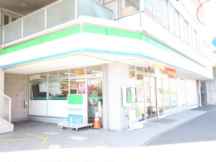 ファミリーマート　いずみ踊場駅前店(コンビニ)まで289m Ａｓｃｏｔ　Ｈｉｌｌ(1～4号室)