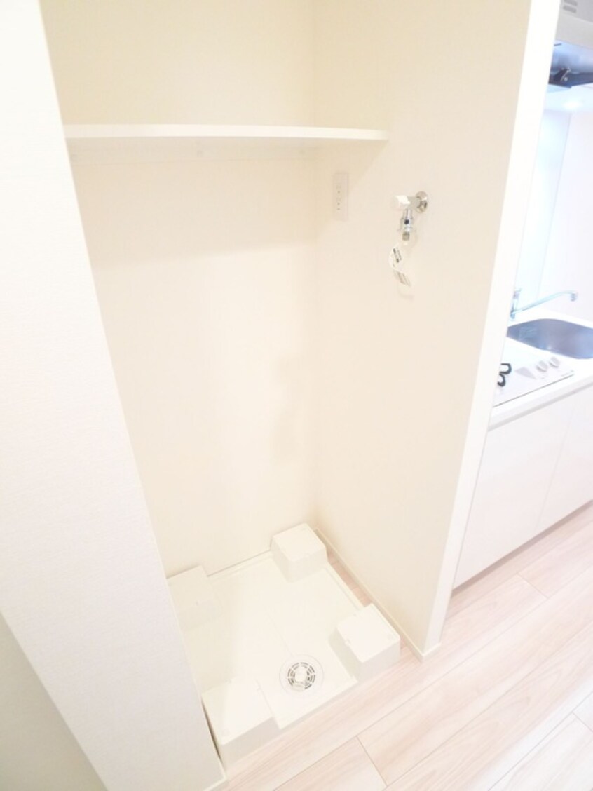 洗濯機置場 ｱｰﾊﾞﾝﾊﾟｰｸ行徳ｽﾃｰｼｮﾝﾌﾛﾝﾄ