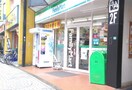 ファミリーマート 相模原駅前店(コンビニ)まで54m AQUA