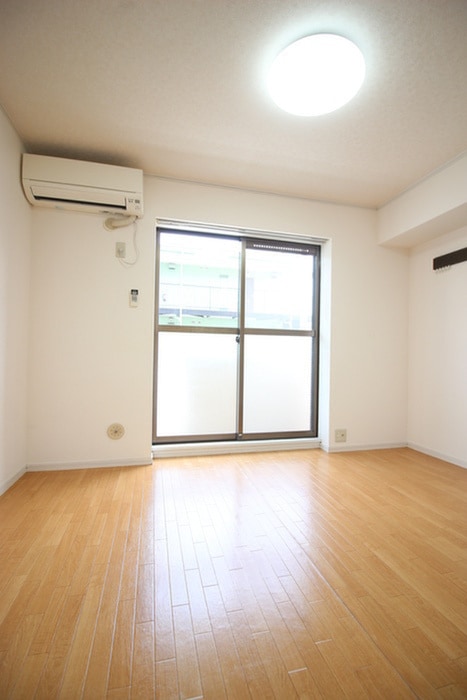 居室 メゾン・ド・モリュ－２