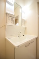 洗面 メゾン・ド・モリュ－２