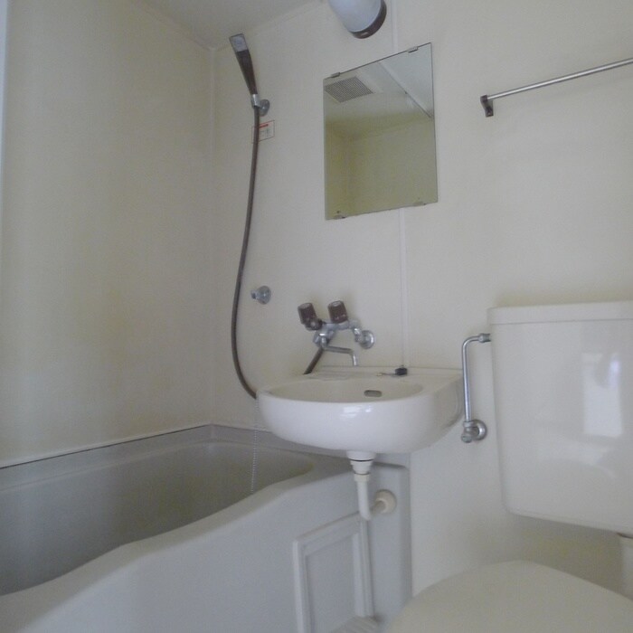 バス／シャワールーム等 ハイツ工藤