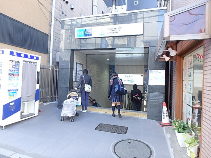 千駄木駅(役所)まで357m ｻﾞ･ﾚｼﾞﾃﾞﾝｽ千駄木須藤ガーデン