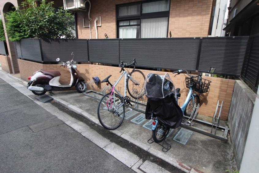 駐輪場 ルネスソフィア