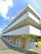 ヴィラ本町東の外観