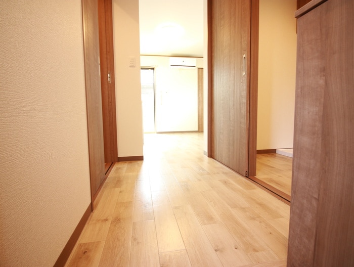 廊下 スマイル・ナイン