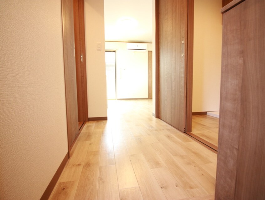 廊下 スマイル・ナイン