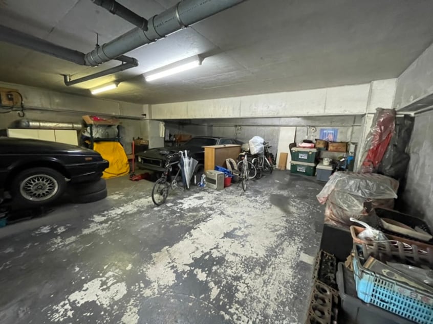 バイク置き場 メゾンフルール