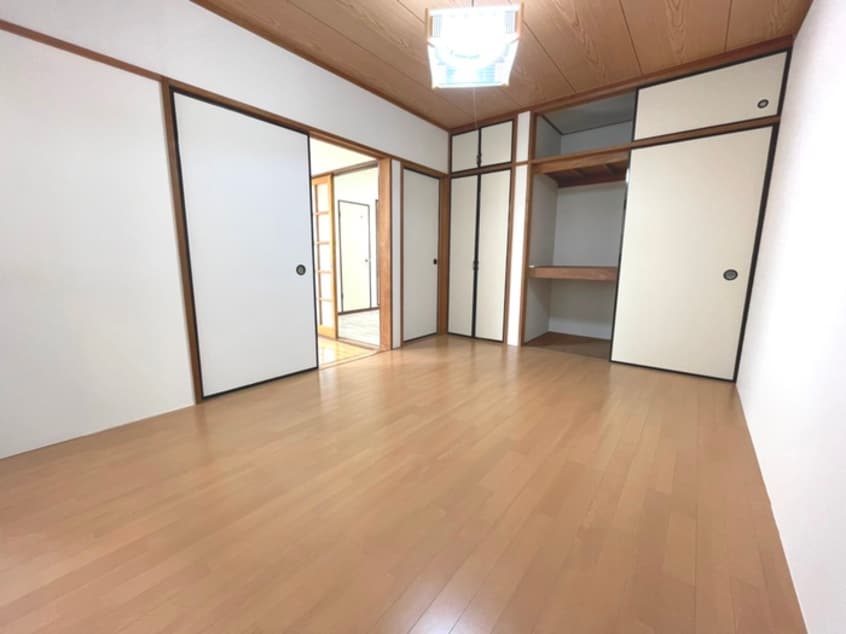 居室 メゾンフルール