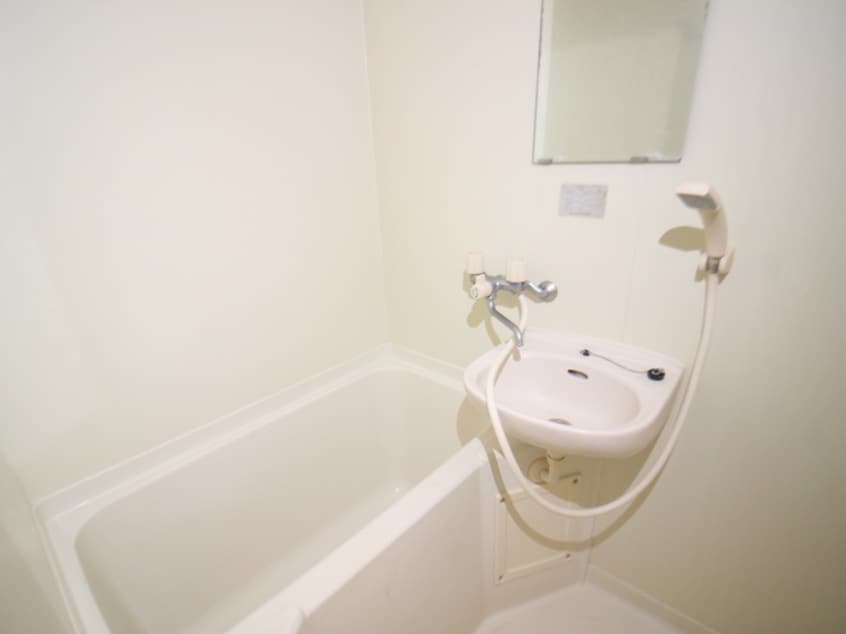 バス／シャワールーム等 トマト