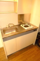 キッチン クレッセントＨＩＲＯ