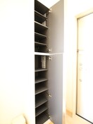 靴箱 ウィンダンシー百合ヶ丘