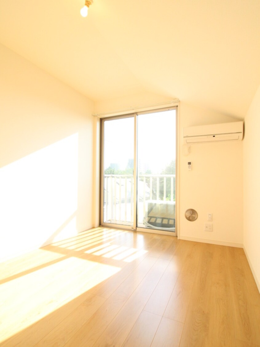 居室 ウィンダンシー百合ヶ丘