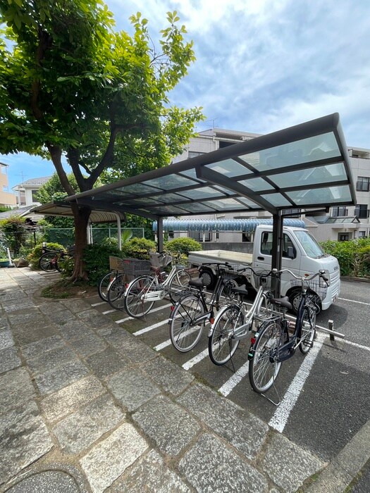 駐輪場 シルビアⅡ