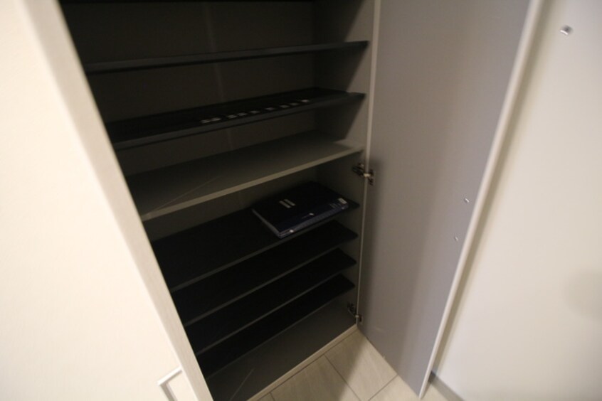 靴箱 UGHD人形町