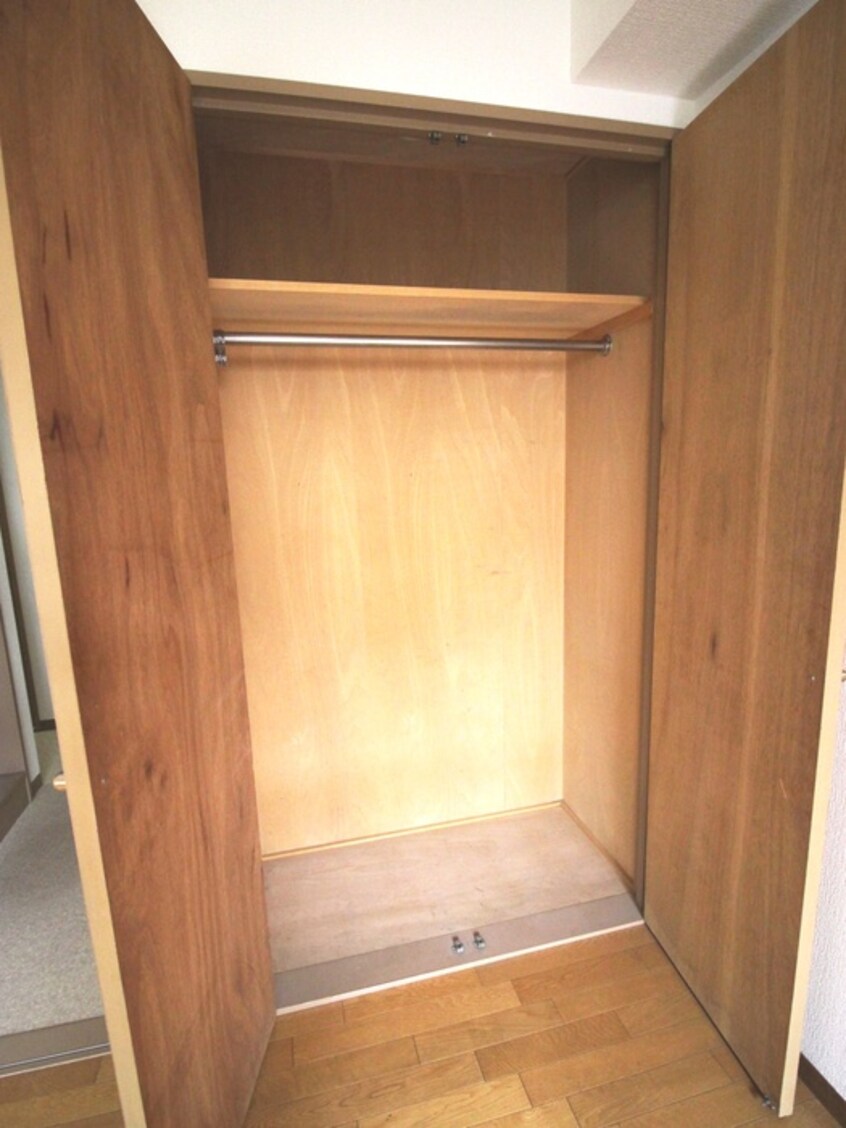 収納 エトワール竹の塚