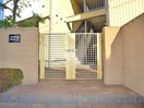 エントランス部分 ＡＤＯＮＩＳ　ＨＯＵＳＥ
