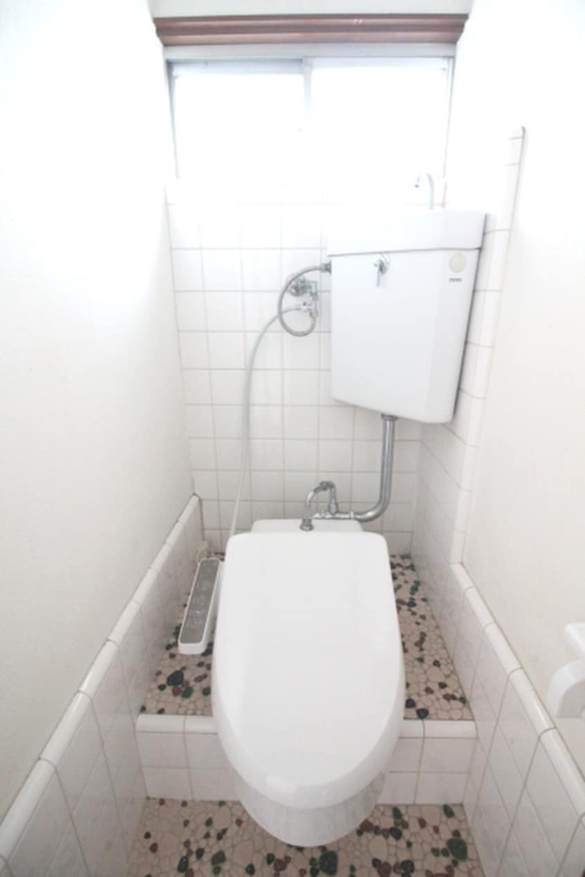 トイレ メゾンサユリ