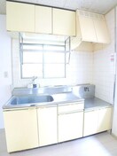 キッチン メゾンコムラ