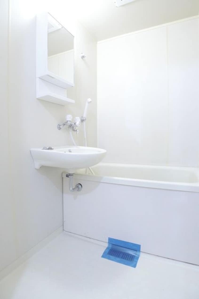 バス／シャワールーム等 メゾンコムラ