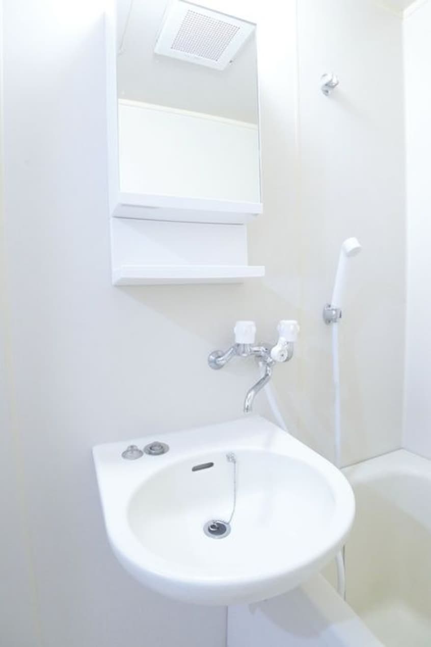 洗面 メゾンコムラ