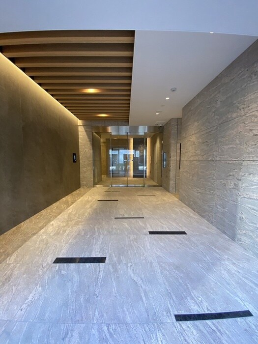 エントランス部分 ReveCitySendagaya