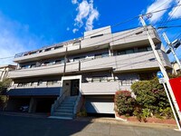 フレールイワマ