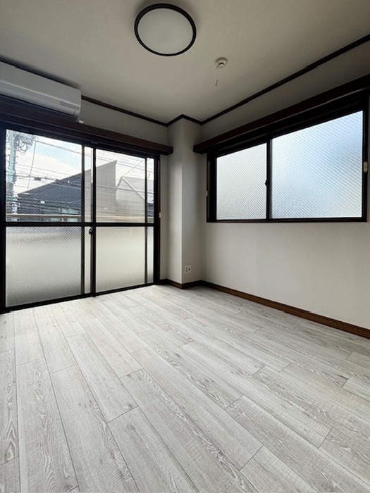 居室 ベルローズ