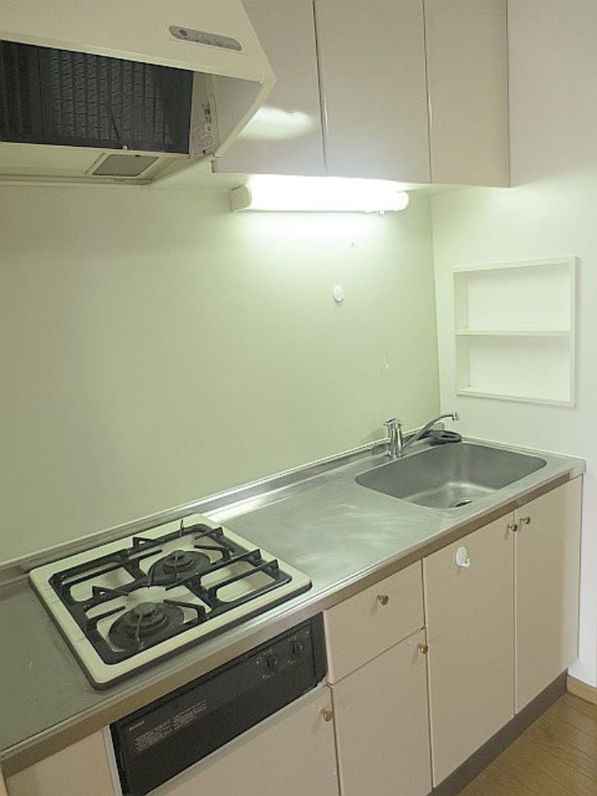 キッチン ルイ－ズ大沼