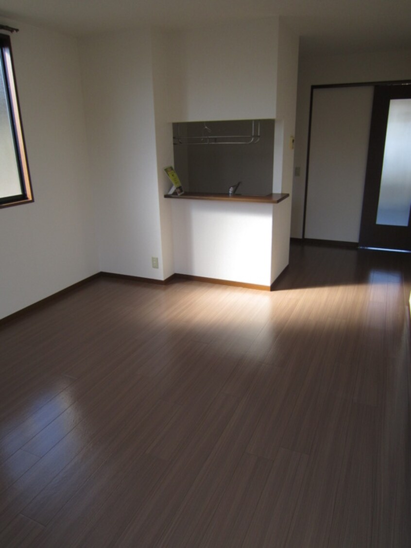 居室 モナハイツ