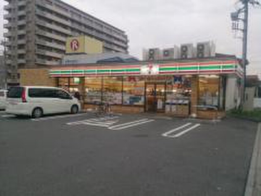 セブンイレブン(コンビニ)まで725m ピカソ４５