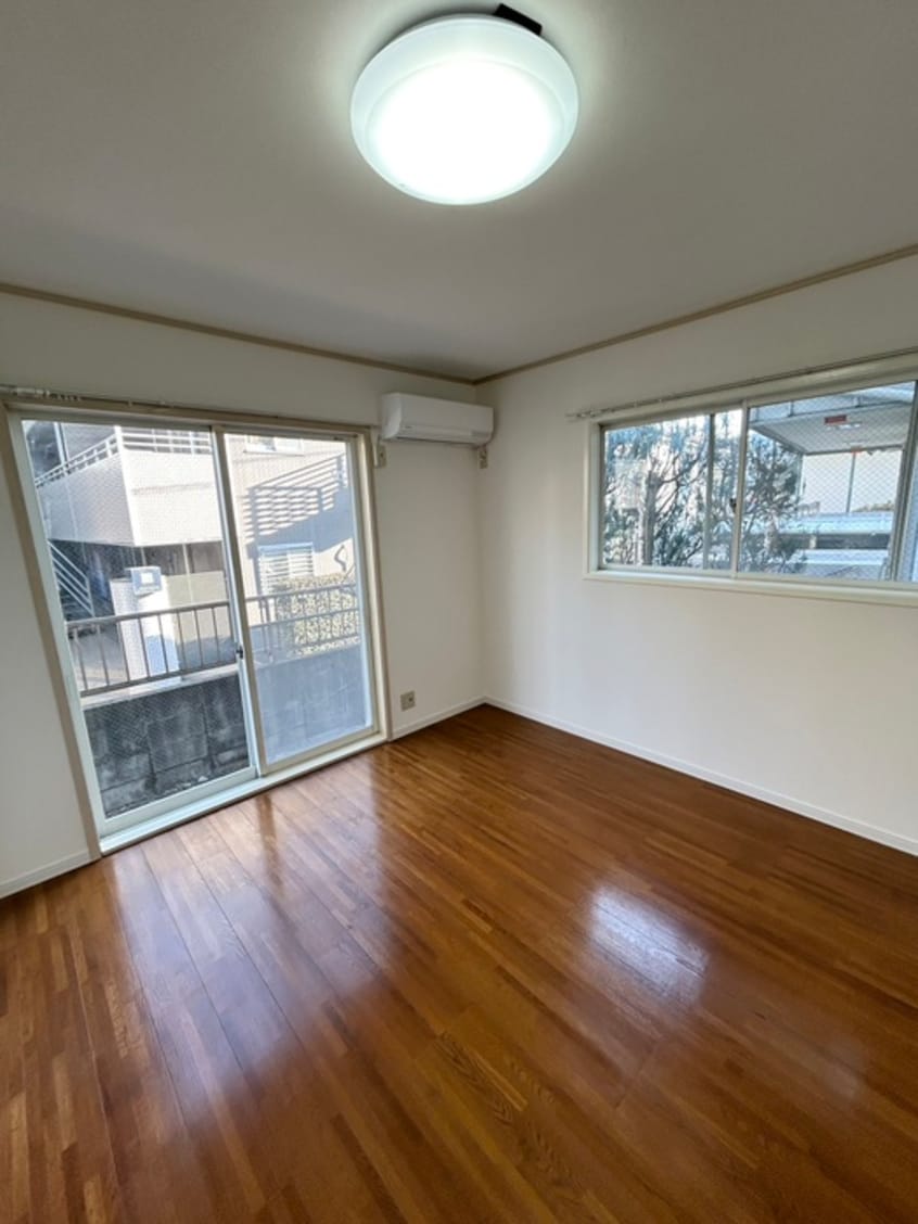 居室 Ｔ・ＨＯＵＳＥ