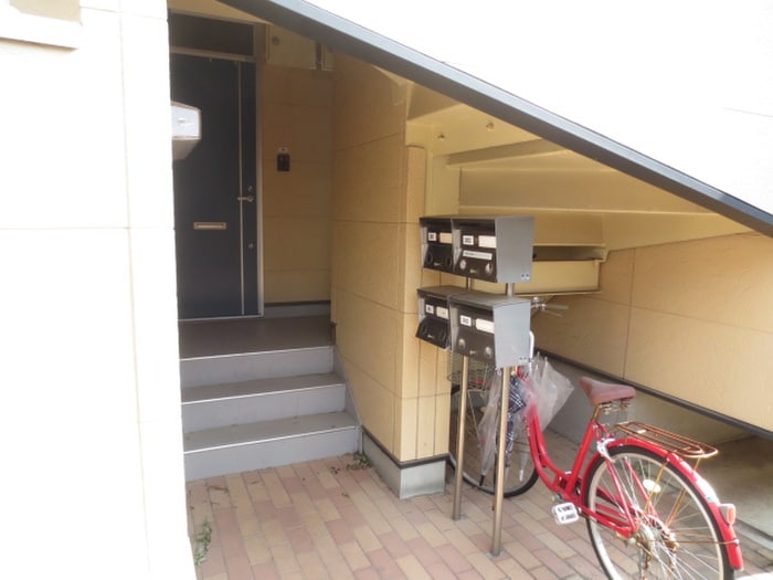 エントランス部分 グリ－ンハイツ