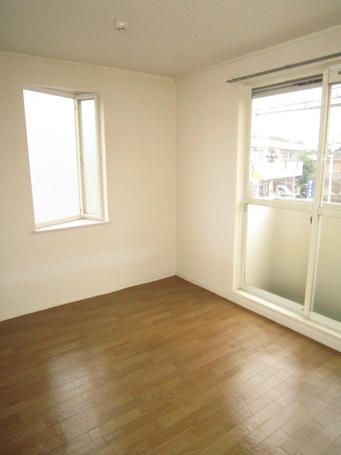 居室 サンハイツ