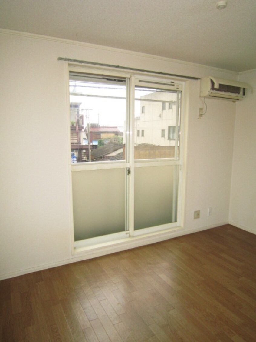 居室 サンハイツ