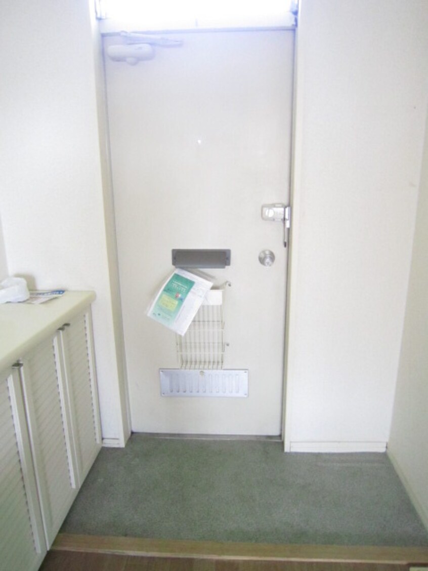 玄関 サンハイツ